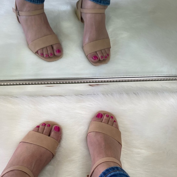 Women’s block open toe ankle strap heeled sandals - Picture 9 of 10